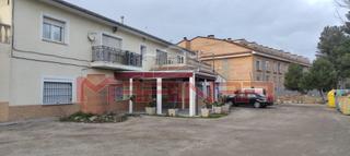 Edifici a Yeles. Edificio en yeles