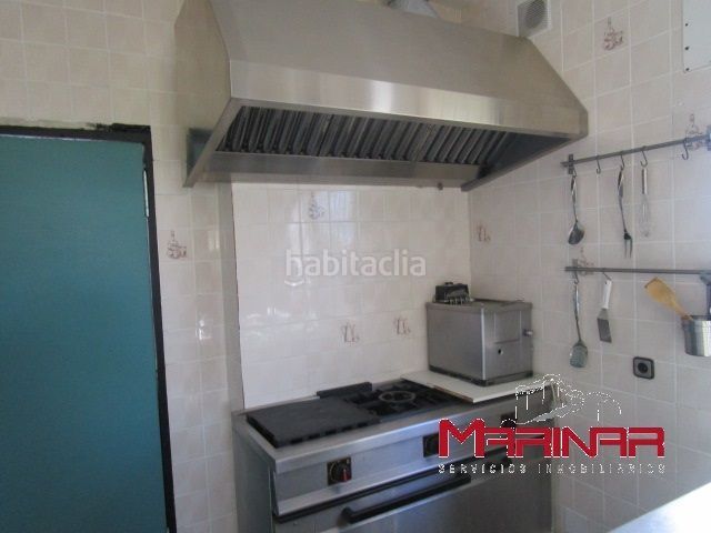 Foto beaeb4a1-650b-4758-9f3d-3f8388f8a2a9. Local comercial a Borox