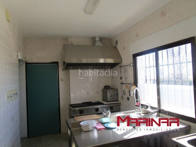 Foto d0e001d7-ae2e-40b2-a5a5-82c398b44d10. Local comercial a Borox