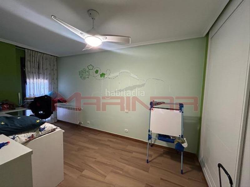 Foto db7bab5e-b20f-4c7f-bfb1-64fc661ab88d. Attico con riscaldamento parcheggio piscina in El Quiñón Seseña