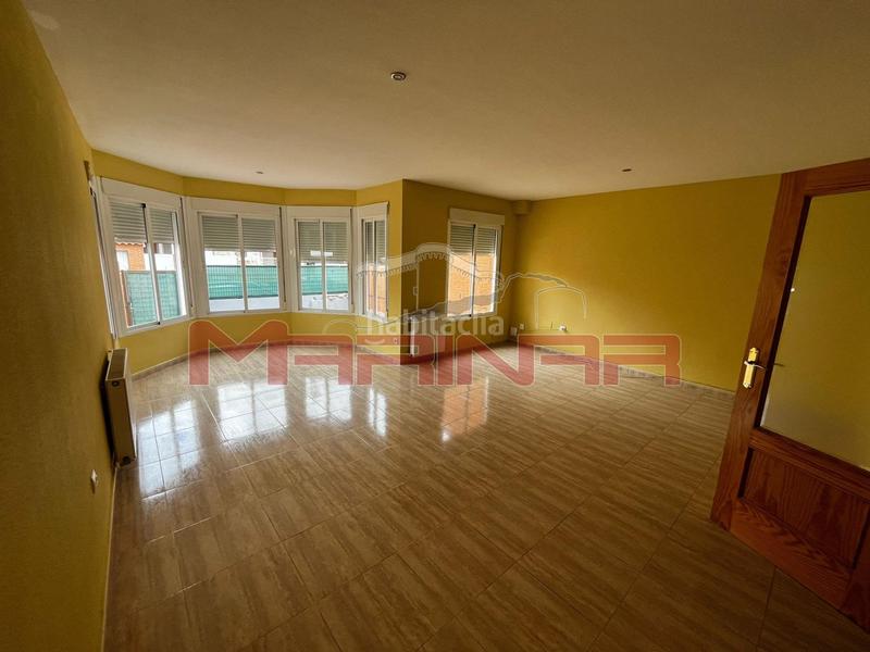 Foto 71ecf747-52ae-4ece-9fac-20654e470aff. Casa bifamiliare con riscaldamento parcheggio in Los Barreros Seseña