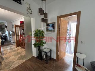 Maison jumelée à Quintanar de la Orden. Adosado en quintanar de la orden