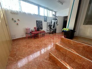 Casa adossada a Los Barreros. Magnífico adosado en seseña