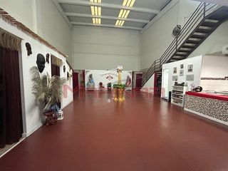 Location Bâtiment à usage industriel à Centro. Nave industrial en seseña