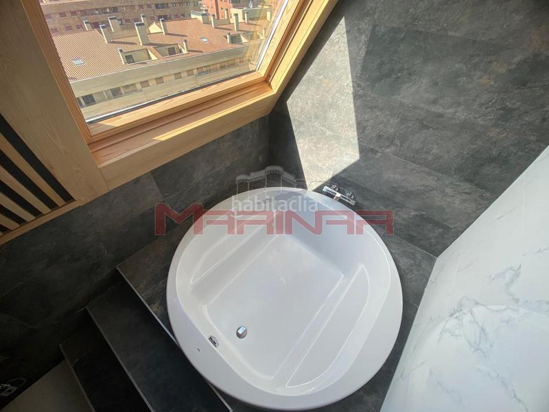 Foto 6bf50d87-fcb4-4b5f-b634-f5b3980211ac. Ático  de diseño en El Quiñón en El Quiñón Seseña