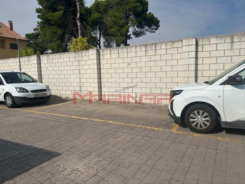 Foto 7b628159-4232-4f3b-a23b-7e722142d278. Miete autoparkplatz in Centro Seseña