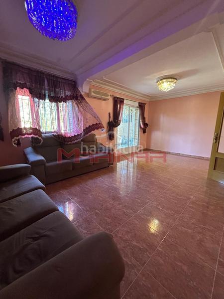 Foto 0b25903d-de44-496c-acdf-d36fddb4e4d6. Casa adossada amb calefacció aparcament a Las Lomas Seseña