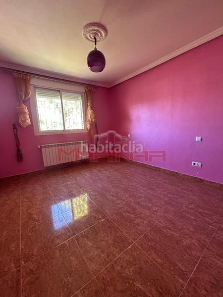 Foto 1e444cba-3c46-465a-b75f-828142145483. Casa adossada amb calefacció aparcament a Las Lomas Seseña