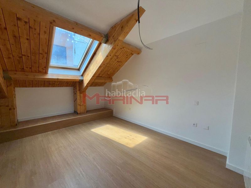 Foto 0637039b-708c-4ab6-9b23-fd4d806bf4c7. Dúplex amb aparcament a Centro Seseña