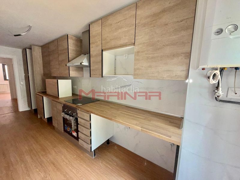 Foto c57ca79f-19fa-420d-b3fb-774abfefd42d. Dúplex amb aparcament a Centro Seseña