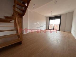 Appartement à Centro. Viviendas reformadas en seseña centro