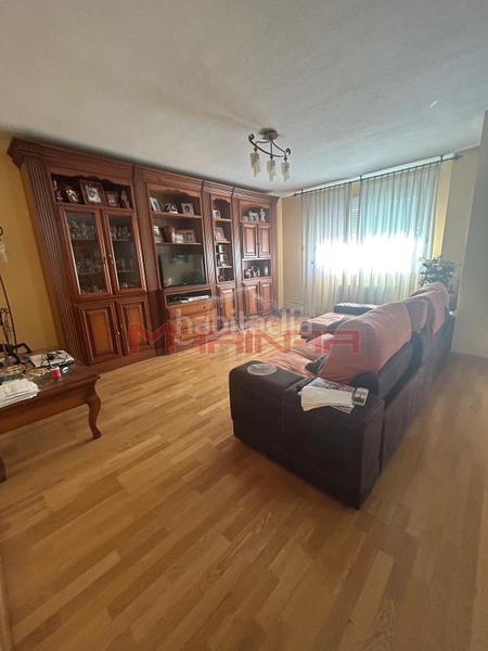 Foto 9850c261-87a6-4c83-bd26-b352676fb1ce. Maison jumelée avec chauffage parking dans Seseña nuevo Seseña