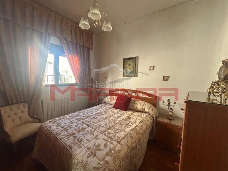 Foto 753b3e49-2146-4c96-9015-681f41df303b. Casa adossada amb calefacció a Centro Seseña