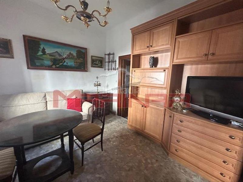 Foto acec0bfc-d138-4c10-ab36-6c6a460ba1e2. Casa adossada amb calefacció a Centro Seseña
