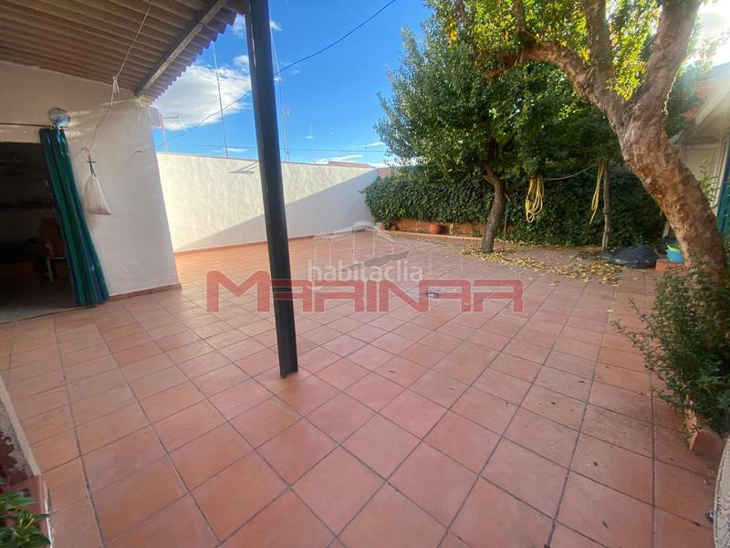 Foto 01f963a7-e6ee-4cf4-aa4c-6357a40265e2. Casa adossada amb aparcament a Centro Seseña