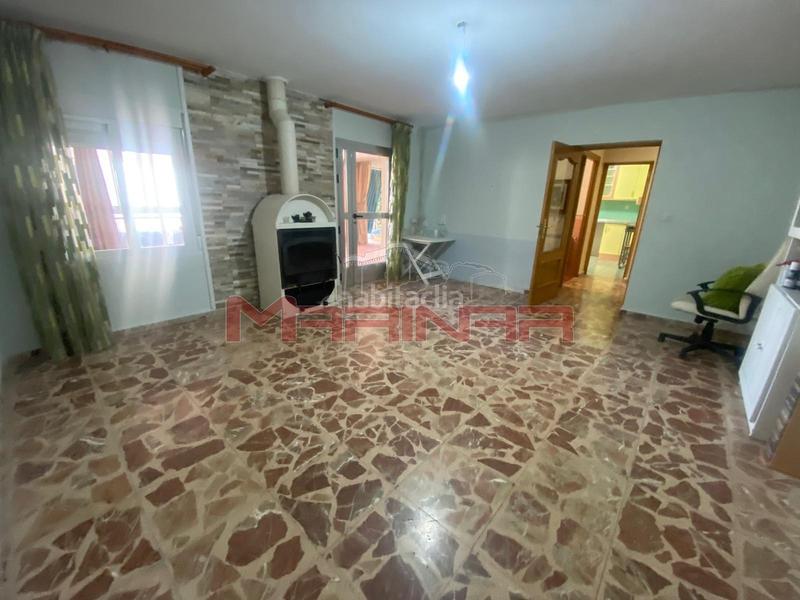 Foto 24420a8e-0779-4ae9-b24b-6c7f8d65bfeb. Casa adossada amb aparcament a Centro Seseña