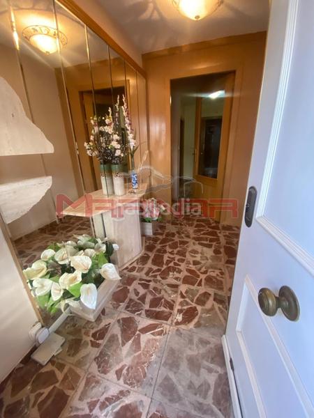 Foto 2e080f78-6504-4190-9fd2-3687ce1b726d. Casa adossada amb aparcament a Centro Seseña