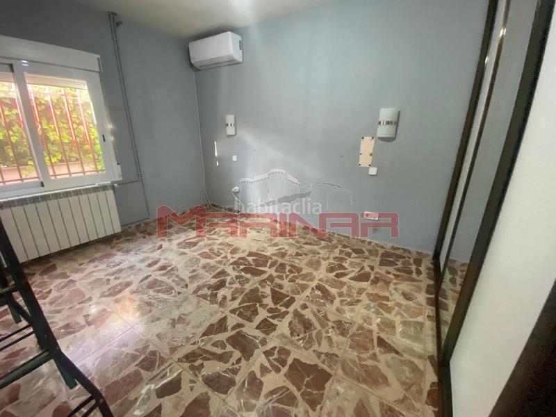 Foto 38d907dc-1f5e-4e53-b9ed-a5bc53a8cd40. Casa adossada amb aparcament a Centro Seseña