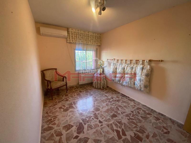 Foto 87bf05f4-541f-4543-bde6-26ac8890d04e. Casa adossada amb aparcament a Centro Seseña