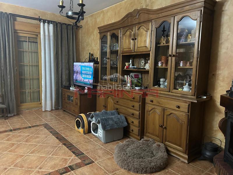 Foto 0b371597-9070-4c25-823e-ce0ab0eb34e7. Casa aparellada amb calefacció aparcament piscina a Seseña