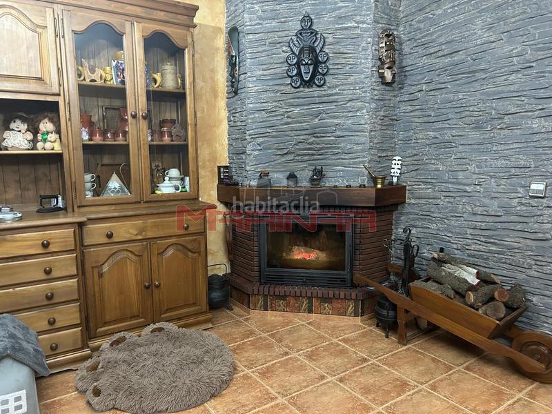 Foto 34b65f7e-52f1-4cf4-a31d-9c4c57c6b1e7. Casa aparellada amb calefacció aparcament piscina a Seseña