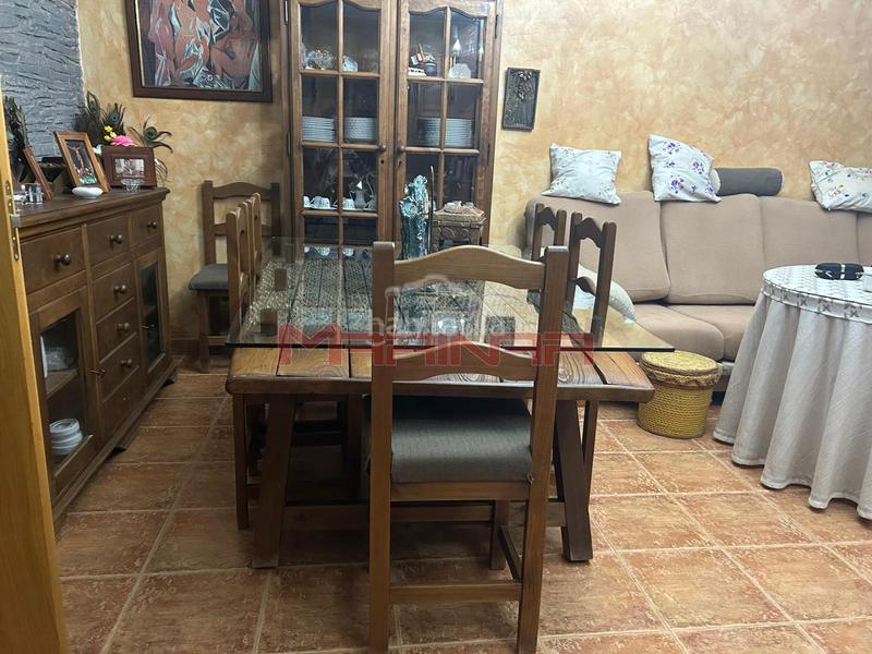 Foto 7441b5b8-2449-43b5-a82b-4a15a7fbbf1c. Casa aparellada amb calefacció aparcament piscina a Seseña