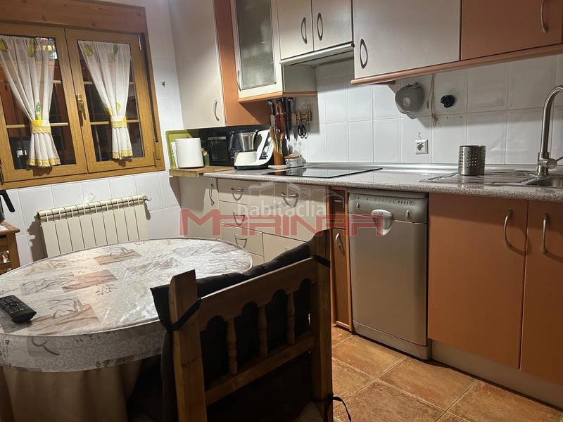 Foto a5b3f5ec-0856-4892-bdff-3567afc13ef9. Casa aparellada amb calefacció aparcament piscina a Seseña