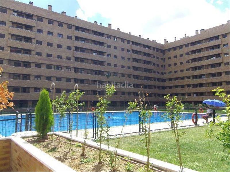 Foto 13b1636e-b9d0-44cb-922a-f825c622c310. Etagenwohnung mit parking pool in El Quiñón Seseña