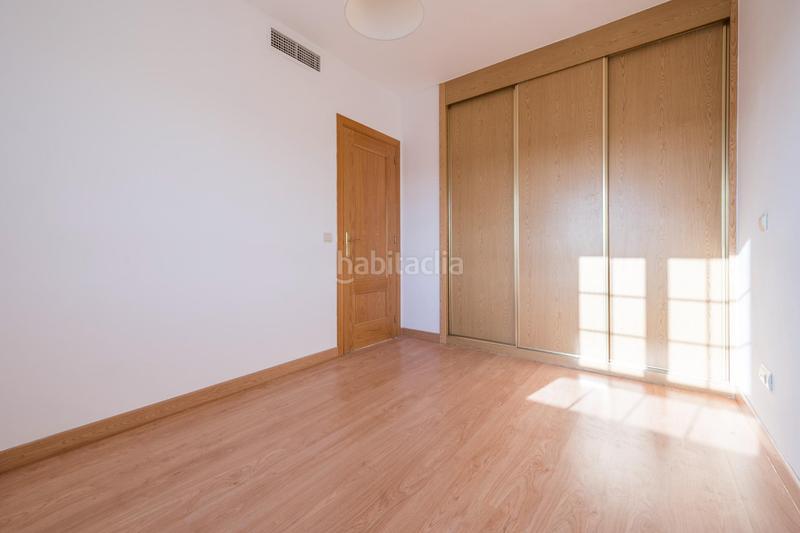 Foto e401d16f-e5f0-4740-b51e-1a36a241d6b8. Piso en parque 9 apartamento en Borox