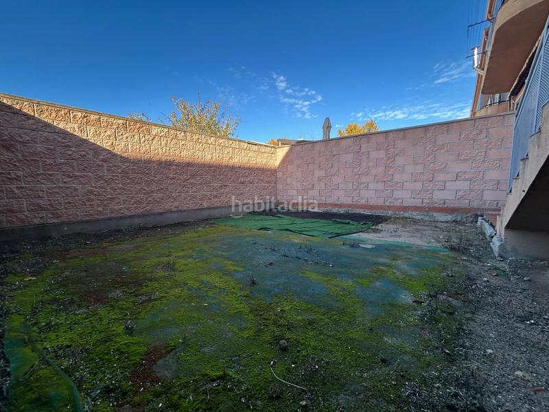 Foto 6176a56e-8862-45af-bef8-e9bc18778d9c. Casa adossada amb calefacció aparcament a Los Robles Seseña