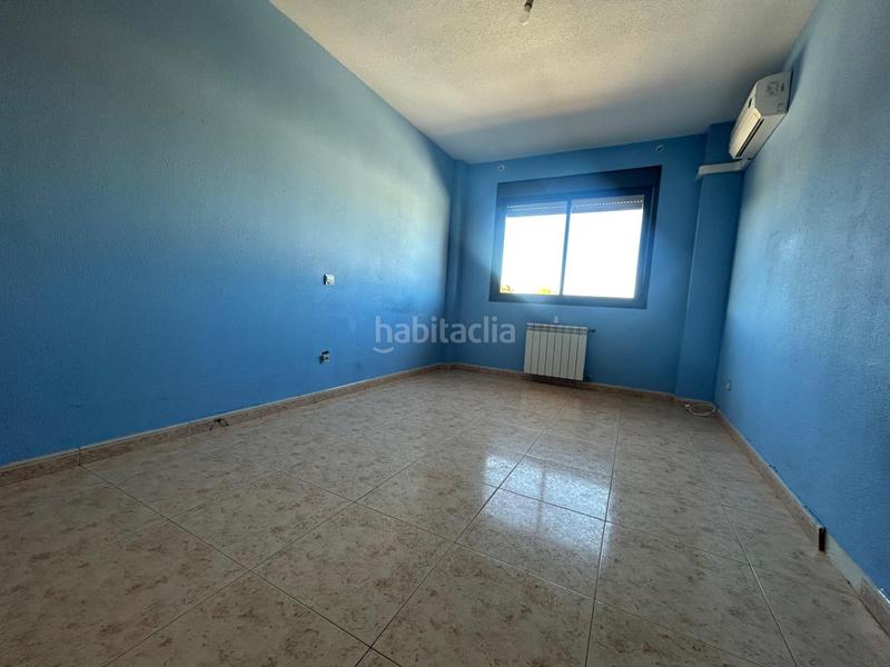 Foto d7a9fb40-3338-47ff-80b4-86a1c96fad8a. Casa adossada amb calefacció aparcament a Los Robles Seseña