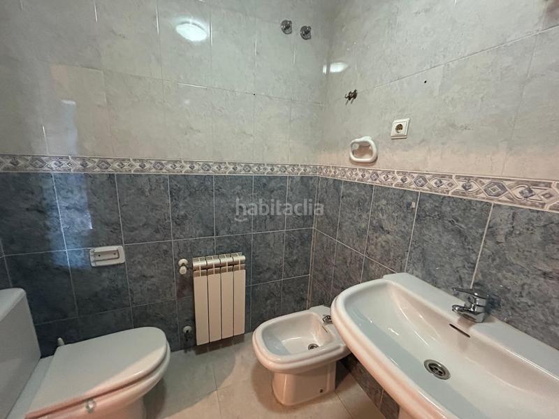 Foto dc70dcfd-0824-41ee-92cc-61ec33dbadcb. Casa adossada amb calefacció aparcament a Los Robles Seseña