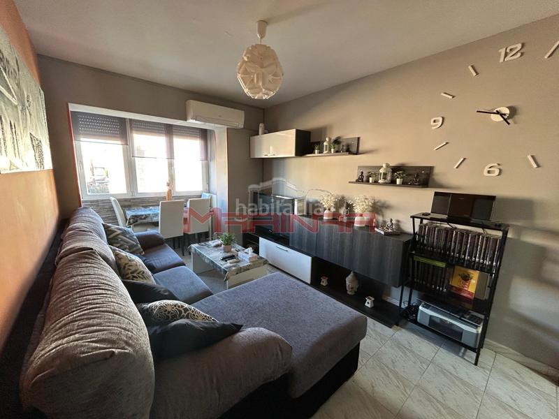 Foto fdb1d42f-6446-42e8-94ce-22cd2e475c09. Flat with heating in Santos Leganés