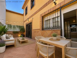 Casa a schiera in Centro. Adosado en seseña