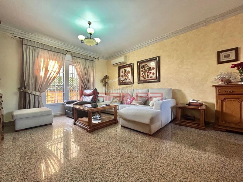 Foto ba9de2cd-9aeb-4b22-ba8c-d5ca7d52dda8. Casa adossada amb calefacció aparcament a Centro Seseña