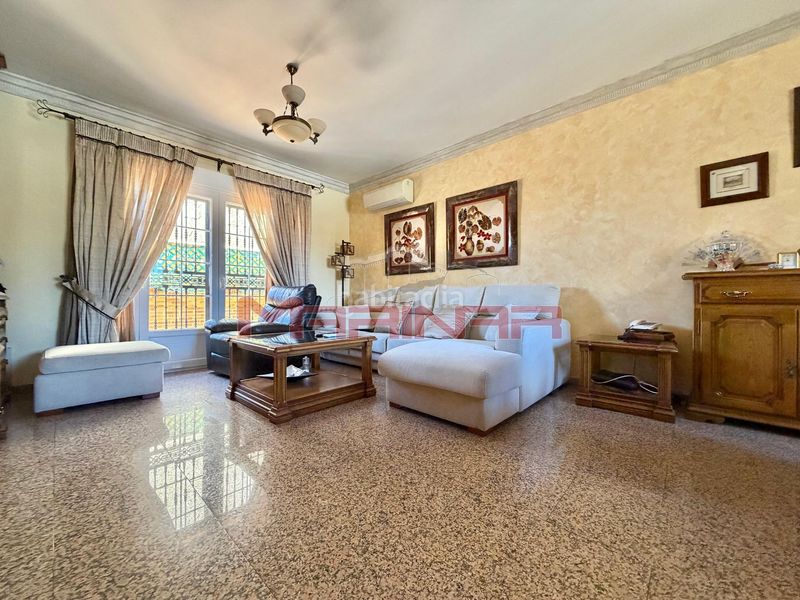 Foto ffb47fff-3d0b-4b36-bdf7-09b217ee487c. Casa adossada amb calefacció aparcament a Centro Seseña