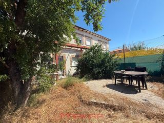 Maison jumelée à Valle Grande. Adosado en seseña