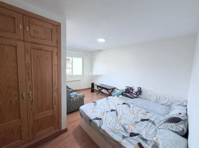 Foto d2022e48-4862-4f52-aeff-fc7fceb993fd. Casa adossada amb aparcament a Borox