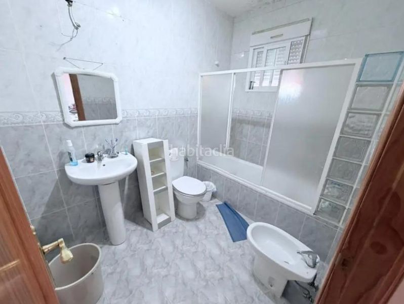 Foto e6eb9ad0-5d99-4434-9d10-6bb7d88fb060. Casa adossada amb aparcament a Borox