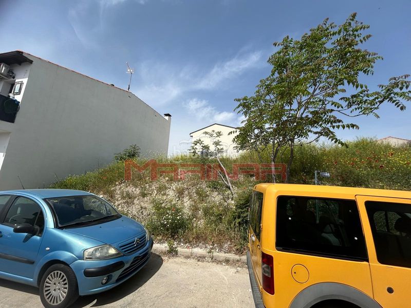 Foto a7cbab0a-572a-473f-8ac8-ffdf8ce5c4f8. Terreny residencial a Borox