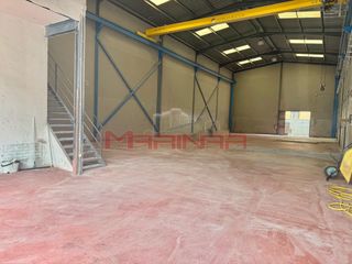 Capannone industriale in Esquivias. Dos naves contiguas en esquivias