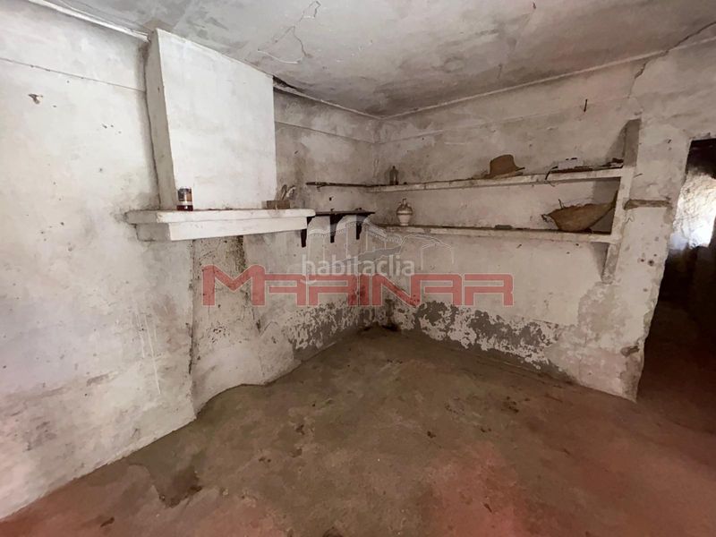 Foto 48a160e2-32a2-4f1a-84ae-b87256b739d7. Casa adossada amb calefacció aparcament a Borox