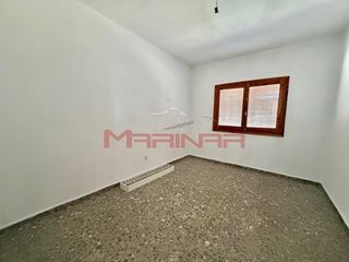 Chalet in Seseña Nuevo. Chalet con nave en seseña