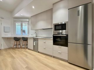 Rent Ground floor in Centro. Alquiler piso nuevo a estrenar, altas calidades