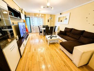 Etagenwohnung in El Quiñón. Piso en el quiñón
