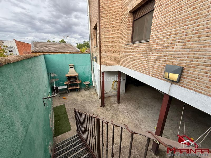 Foto 52bc89be-76e6-4c1a-9675-eb157e77867b. Casa adossada amb calefacció a Centro Seseña