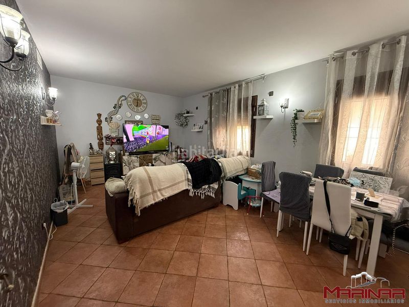 Foto bd9f42f6-ab0b-47ac-989f-bd6b7979f50b. Casa adossada amb calefacció a Centro Seseña