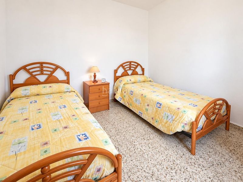 Foto b8ce2d3b-33f3-494e-88c7-c12eb13afc5f. Casa adossada amb calefacció aparcament a Borox