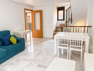 Dúplex a Puerta de Murcia-Colegios. Duplex en ocaña