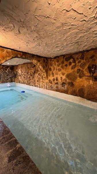 Foto 9773fd47-58b1-485f-8278-5649f404f5a6. Casa adossada amb calefacció aparcament a Segurilla